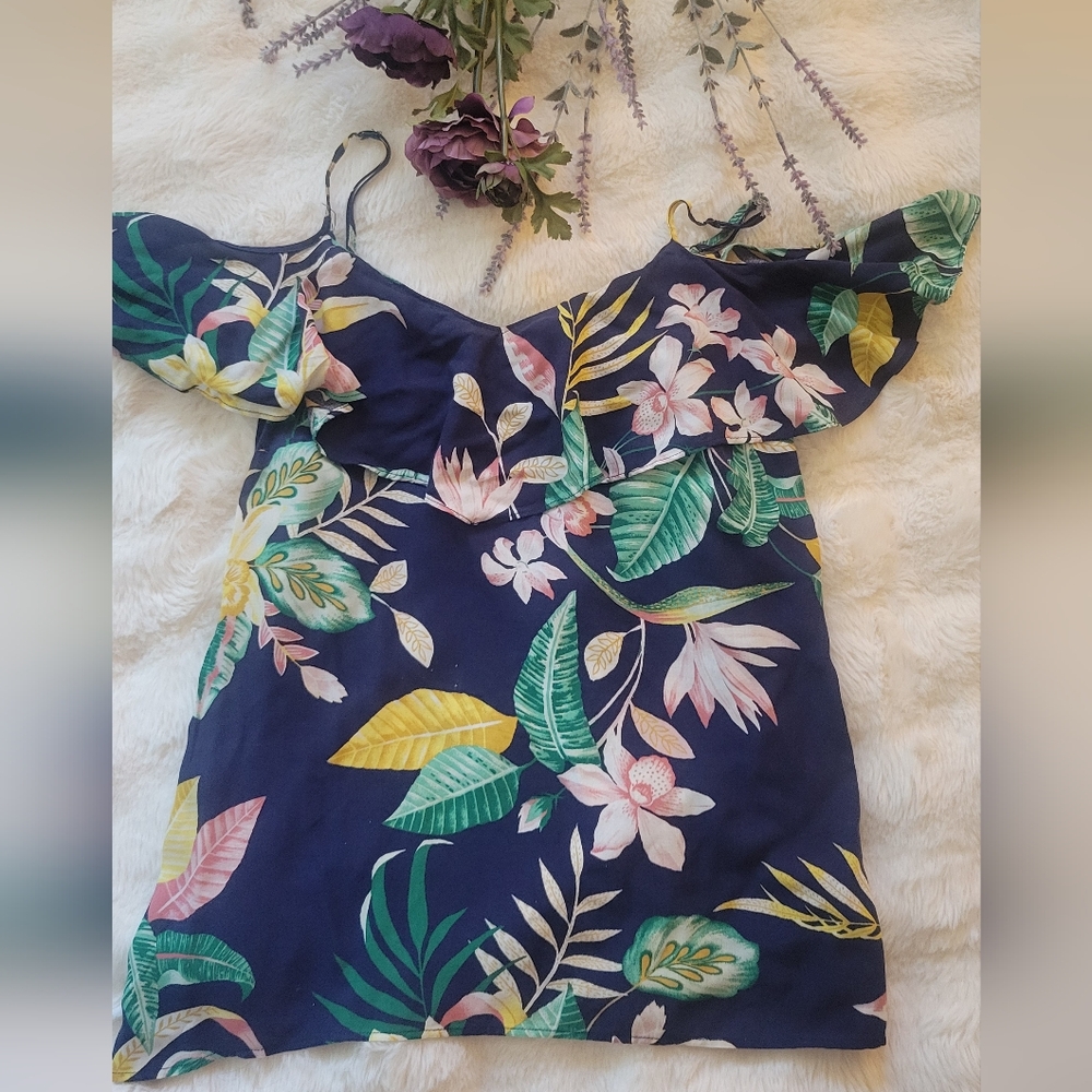 Old Navy Blue and Pink Flutter Sleeve Blouse